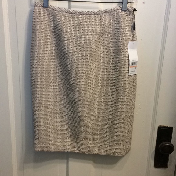 NWT Calvin Klein Suit Size 2 - Picture 10 of 14